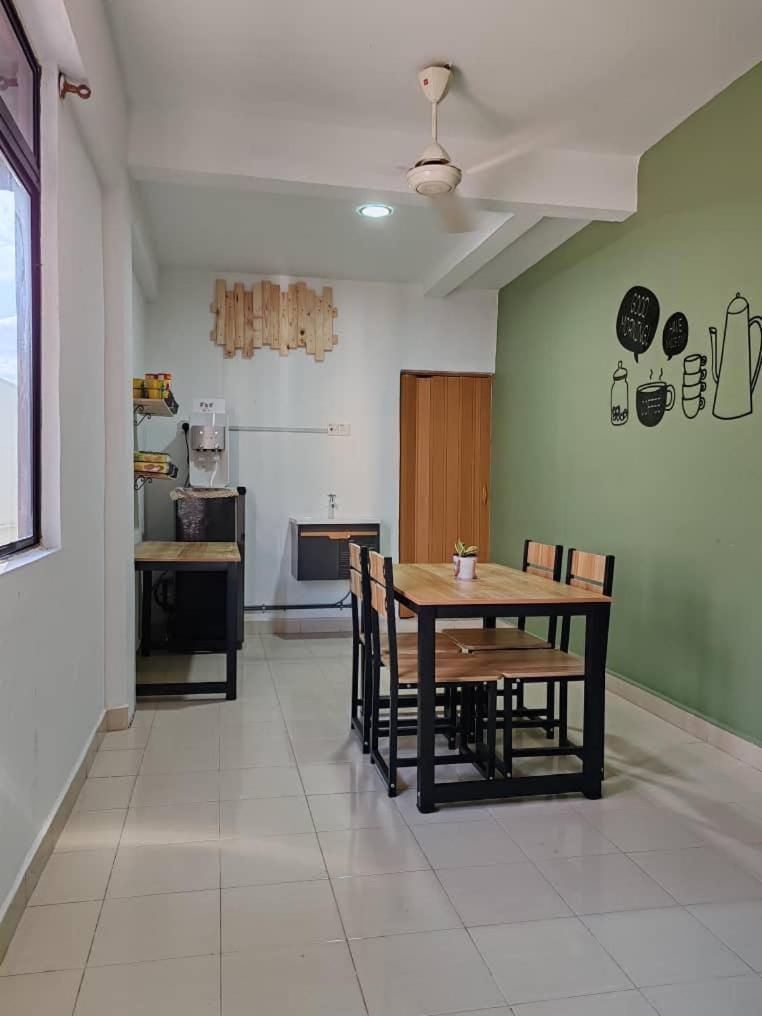 Suite Us Guesthouse Kubang Kerian Kota Bharu Eksteriør bilde